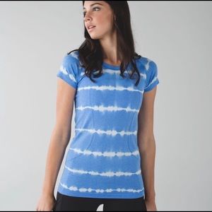 Lululemon Short sleeve shirt